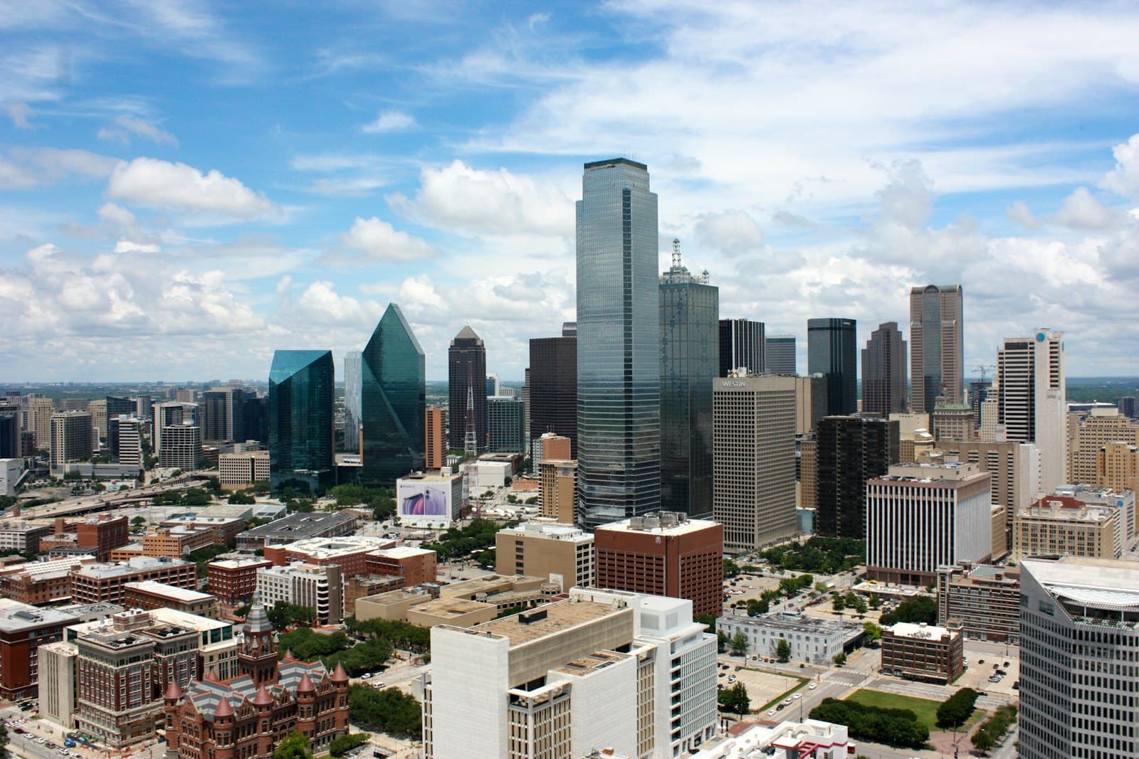 Farmers Branch, Texas park and skyline